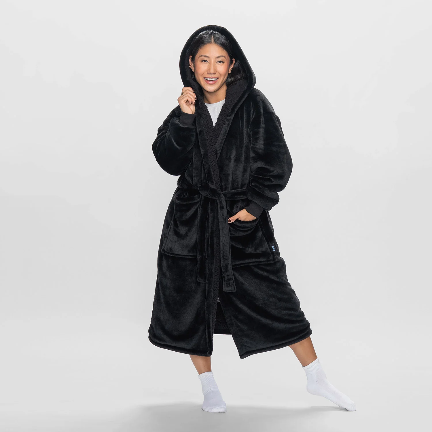 All Black - Image 3