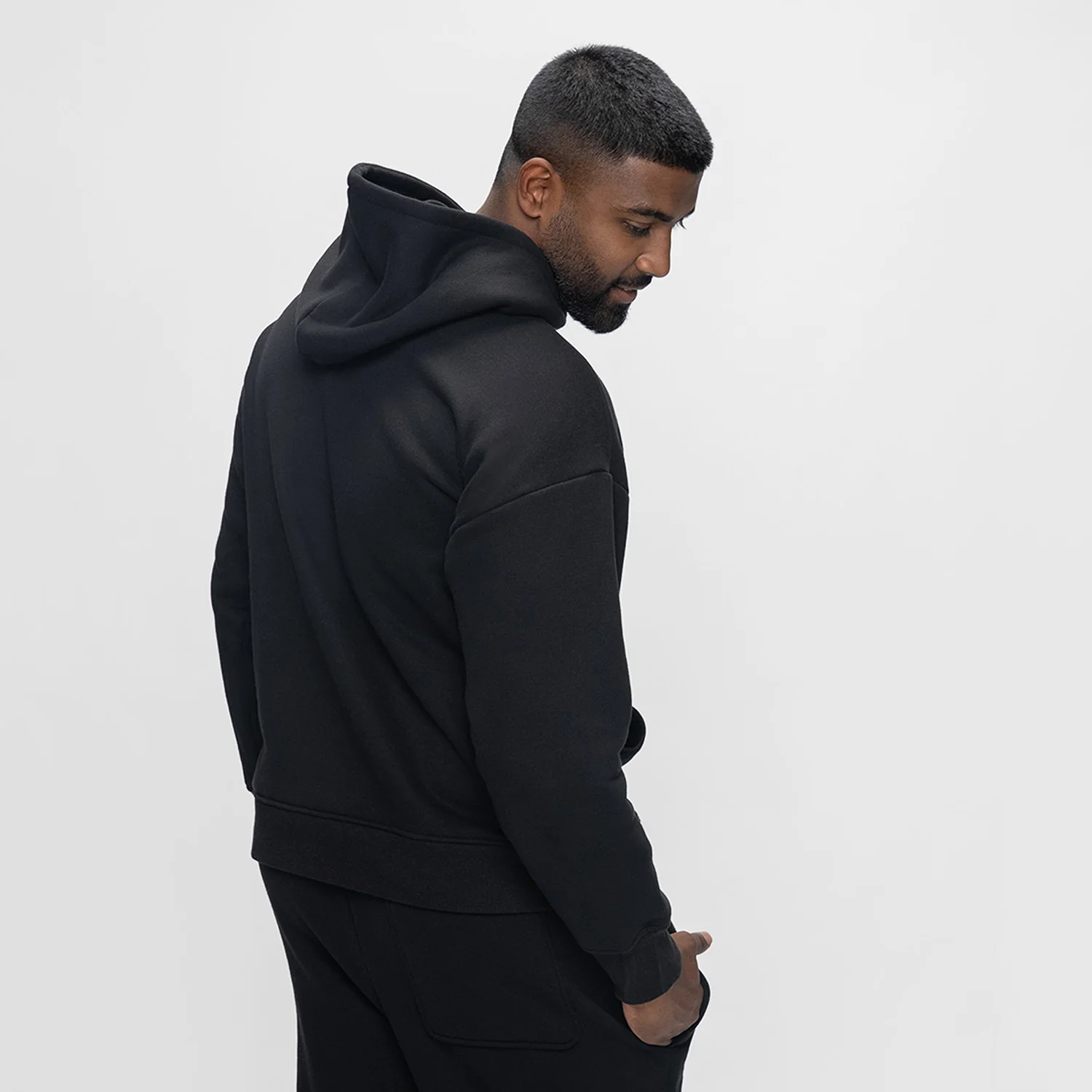 Black - Image 3
